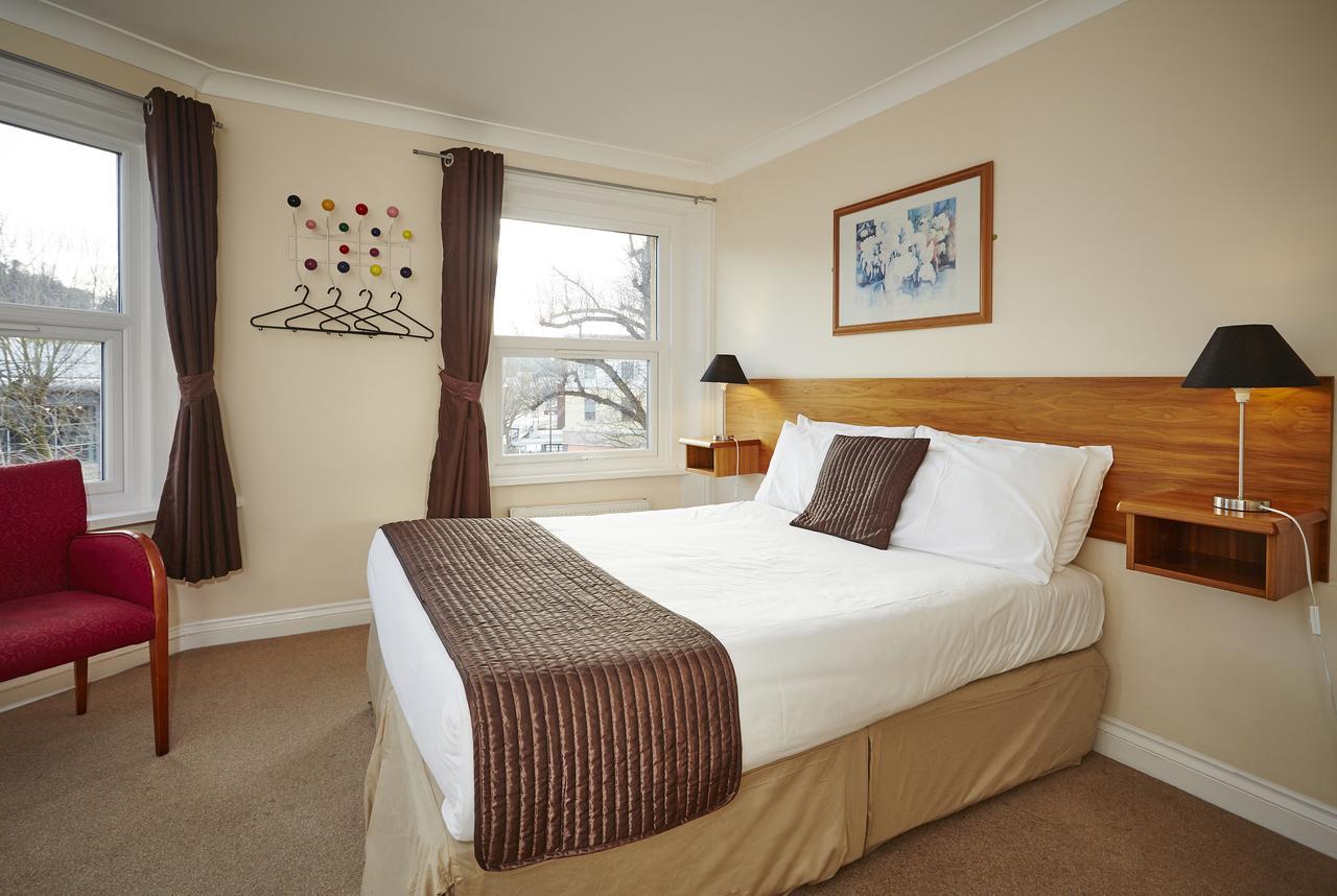 The Terrace Lodge Hotel Yeovil Exterior photo